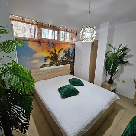 Tropical Chic For Two, Basement Escape By Flat Mаnager Apartment *