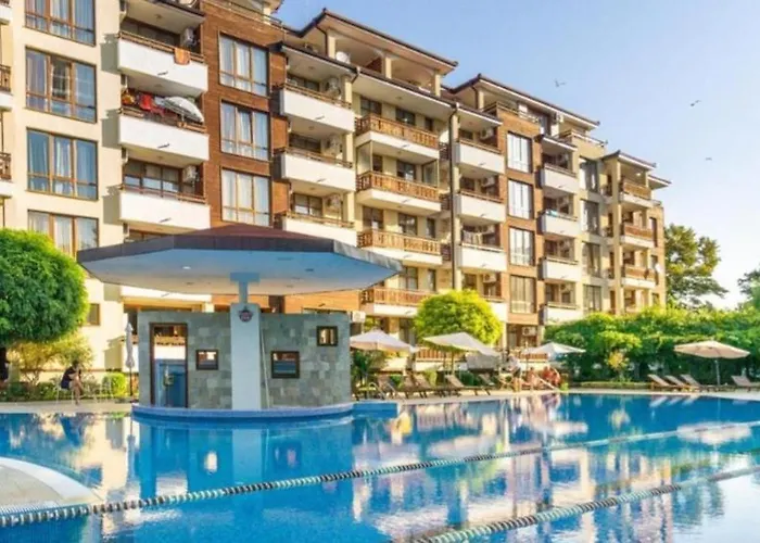 Apartment Tropical Chic For Two, Basement Escape By Flat Mаnager