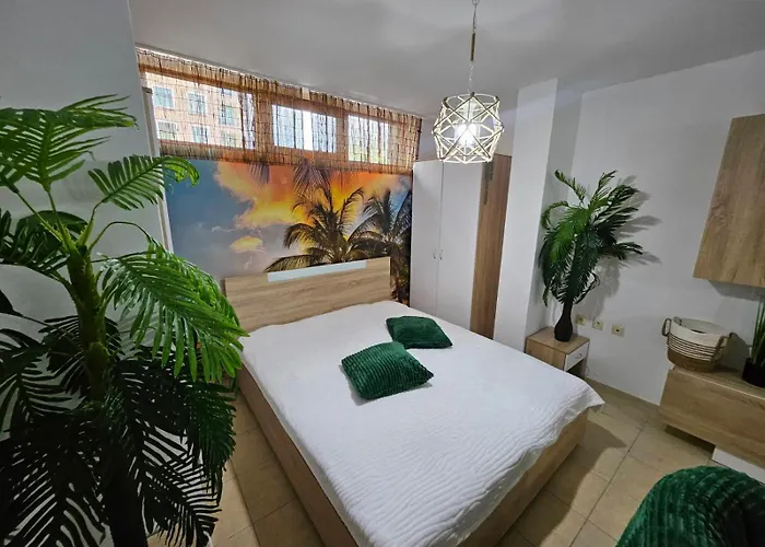 Tropical Chic For Two, Basement Escape By Flat Mаnager Apartment *