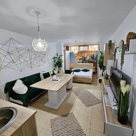 Apartment Tropical Chic For Two, Ground Floor Escape By Flat Mаnager *