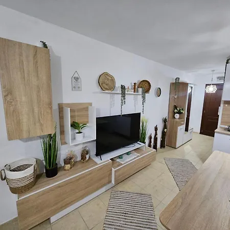 Apartment Tropical Chic For Two, Ground Floor Escape By Flat Mаnager *